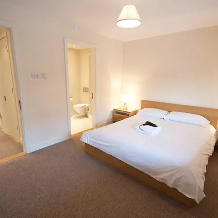 Apartment Grand Canal Dock Spacious Apt.